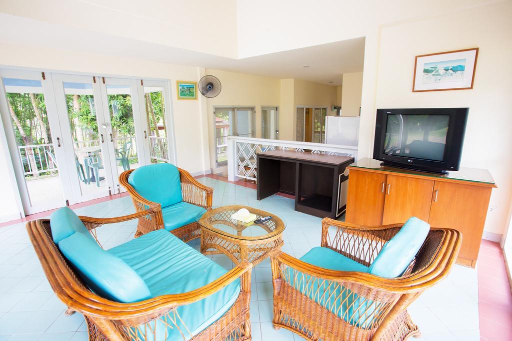 Brookside Valley Resort Rayong Exteriör bild