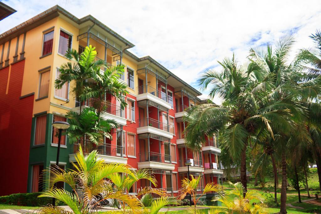 Brookside Valley Resort Rayong Exteriör bild