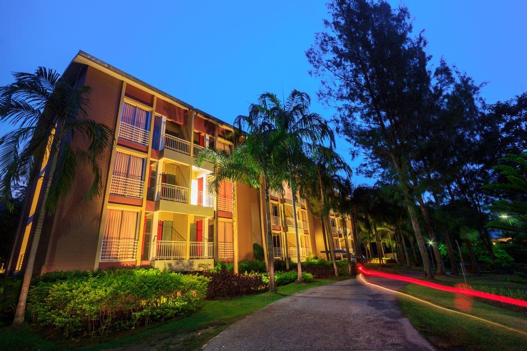 Brookside Valley Resort Rayong Exteriör bild