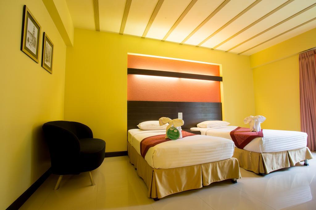 Brookside Valley Resort Rayong Exteriör bild