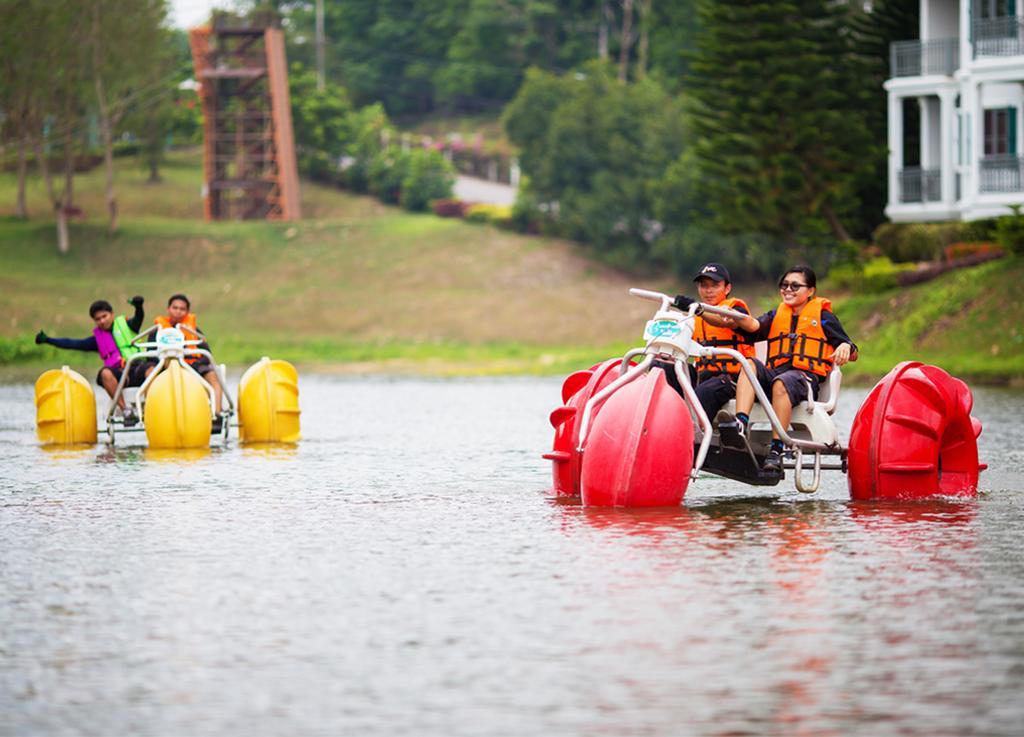 Brookside Valley Resort Rayong Exteriör bild